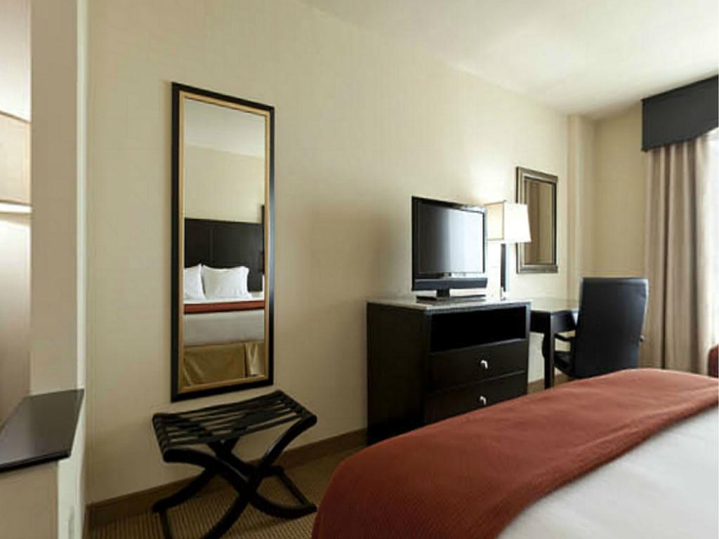 אורלנדו Holiday Inn Express-International Drive, An Ihg Hotel חדר תמונה